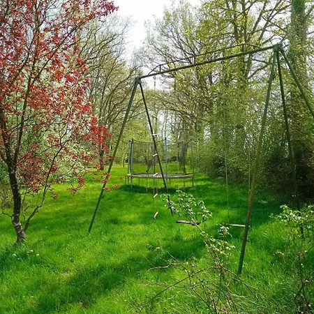 Maison Spacieuse, 16 Personnes, Jardin