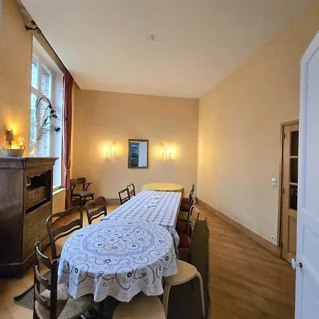 Maison Spacieuse, 16 Personnes, Jardin *