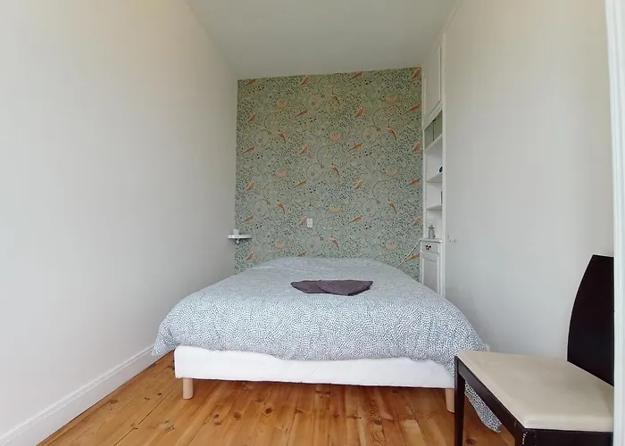 Maison Spacieuse, 16 Personnes, Jardin Les Aires