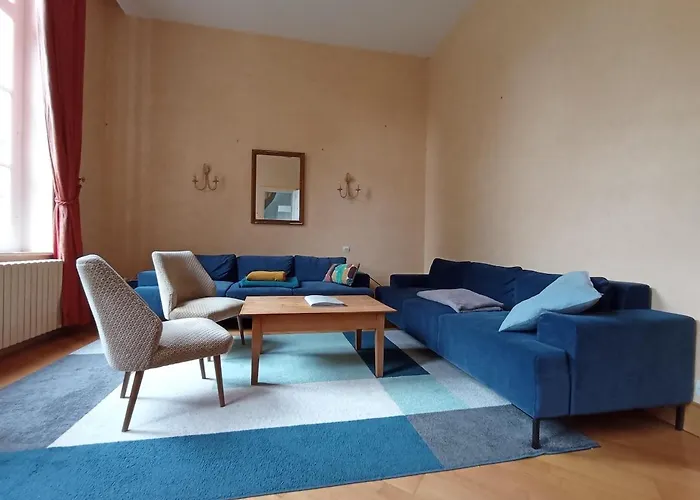 Maison Spacieuse, 16 Personnes, Jardin Villa