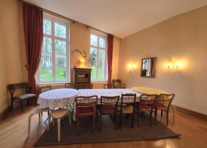 Maison Spacieuse, 16 Personnes, Jardin *