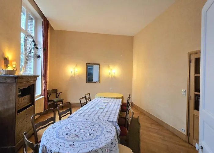 Maison Spacieuse, 16 Personnes, Jardin *